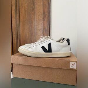 Veja Esplar white black leather sneakers size 8